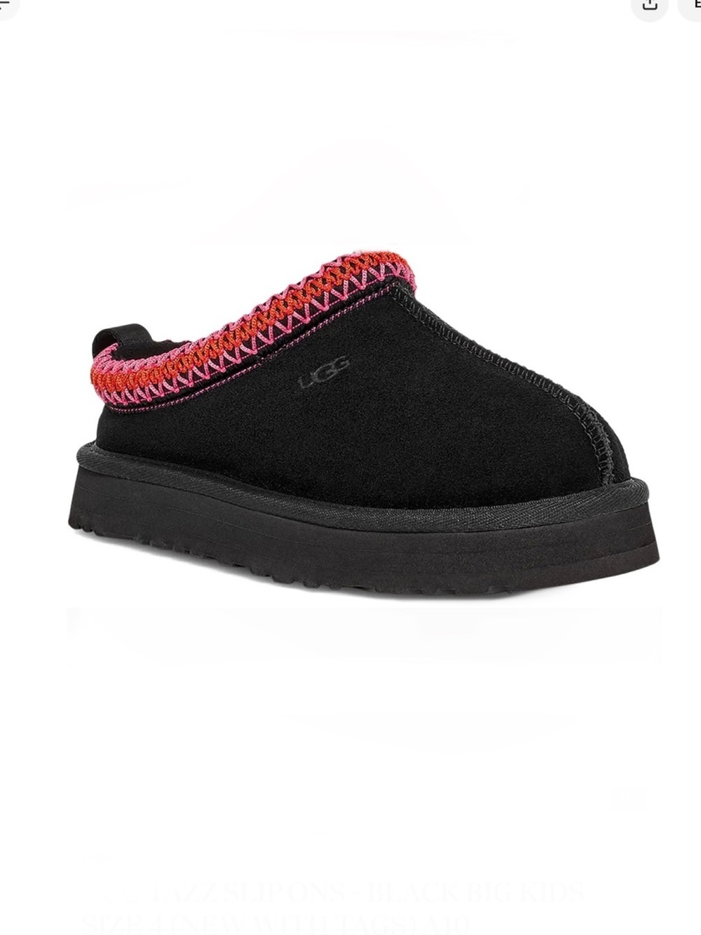 UGG TAZZ SLIP ONS - BLACK BIG KIDS SIZE 4 (NEW WITH TAGS) A10 - Picture 1 of 5